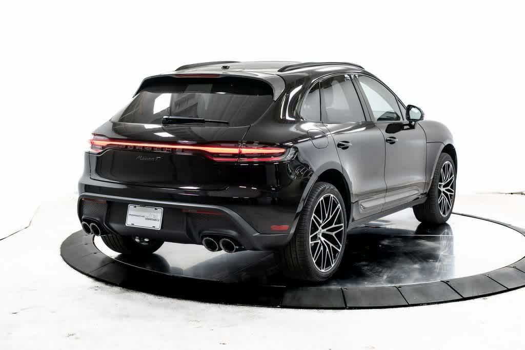 Thumbnail: 2025 Porsche Macan - 6