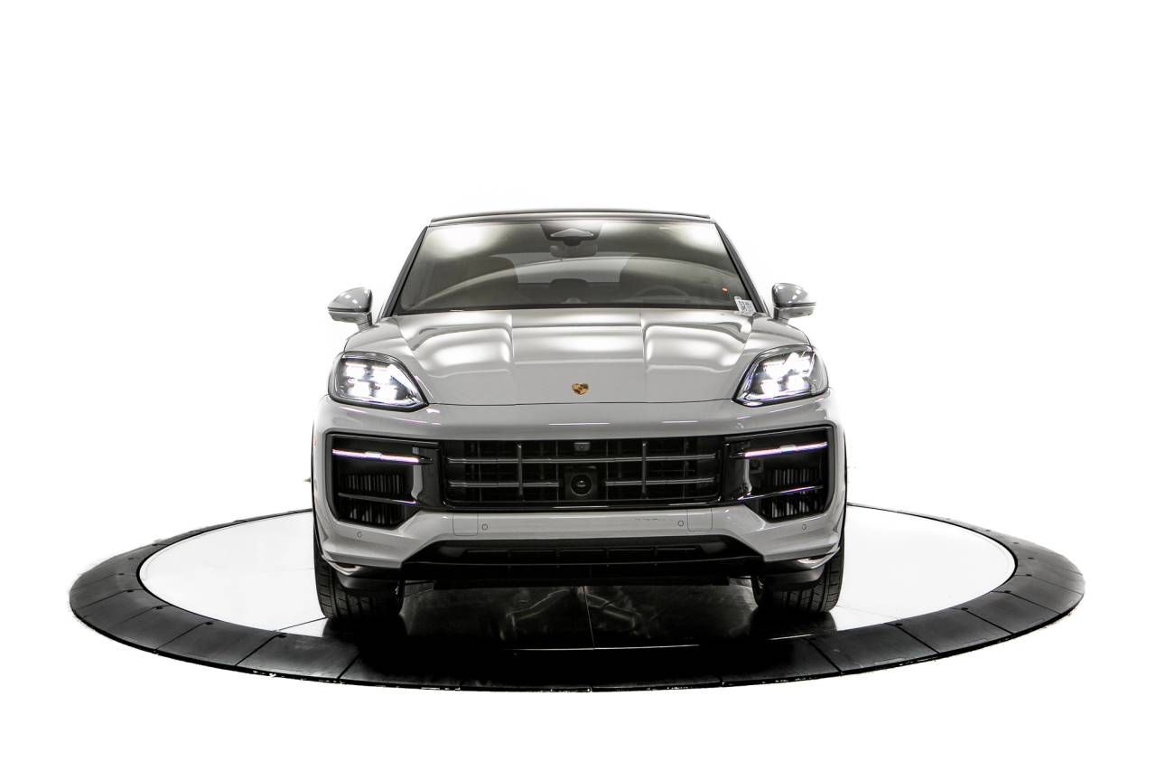 Thumbnail: 2026 Porsche  - 10