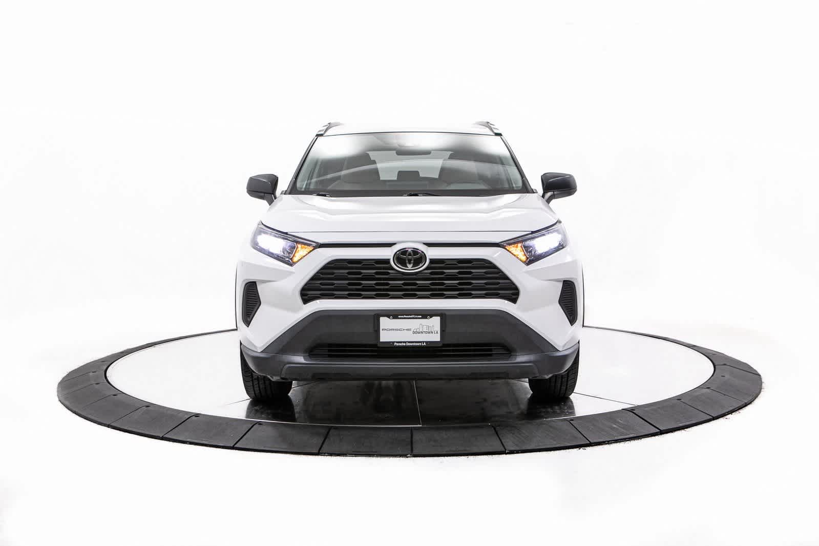 Thumbnail: 2021 Toyota RAV4 - 10