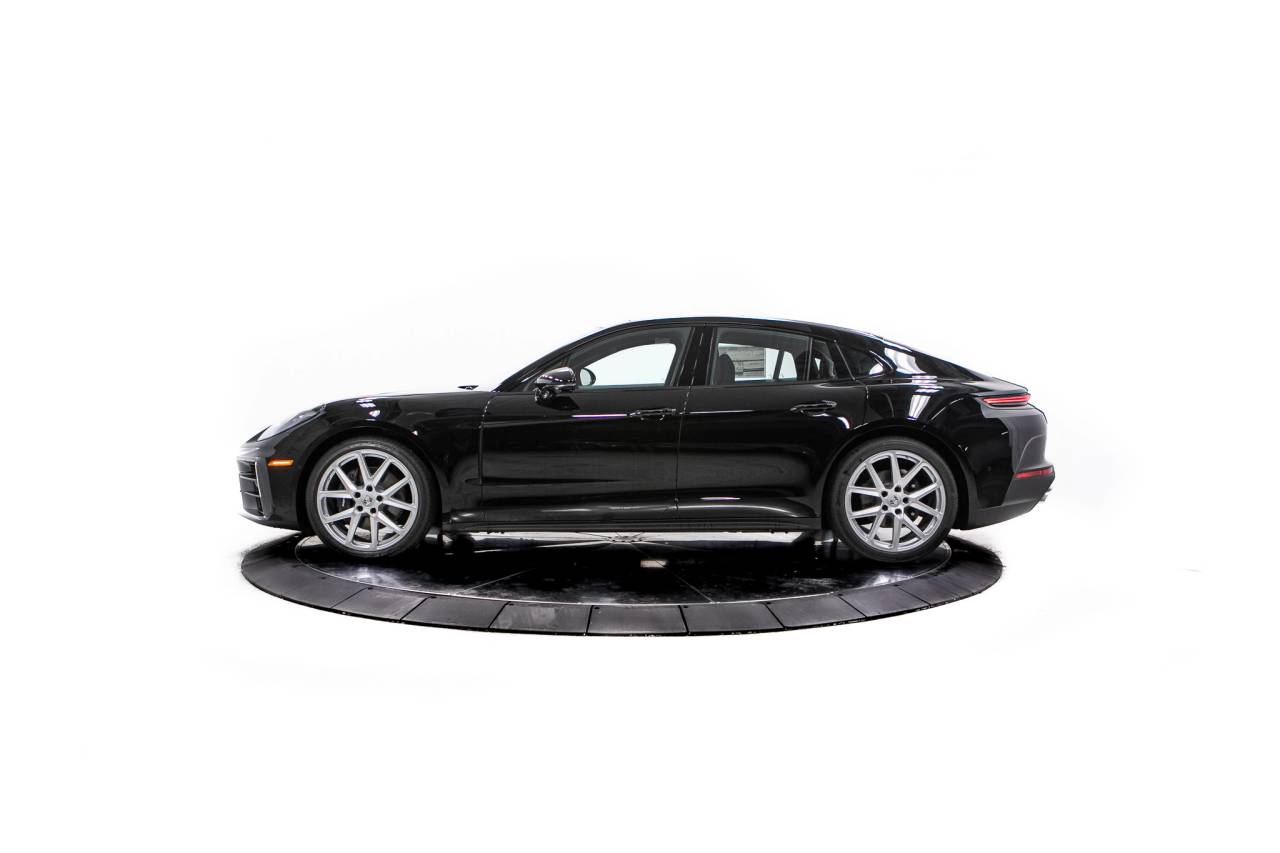 Thumbnail: 2026 Porsche Panamera - 2