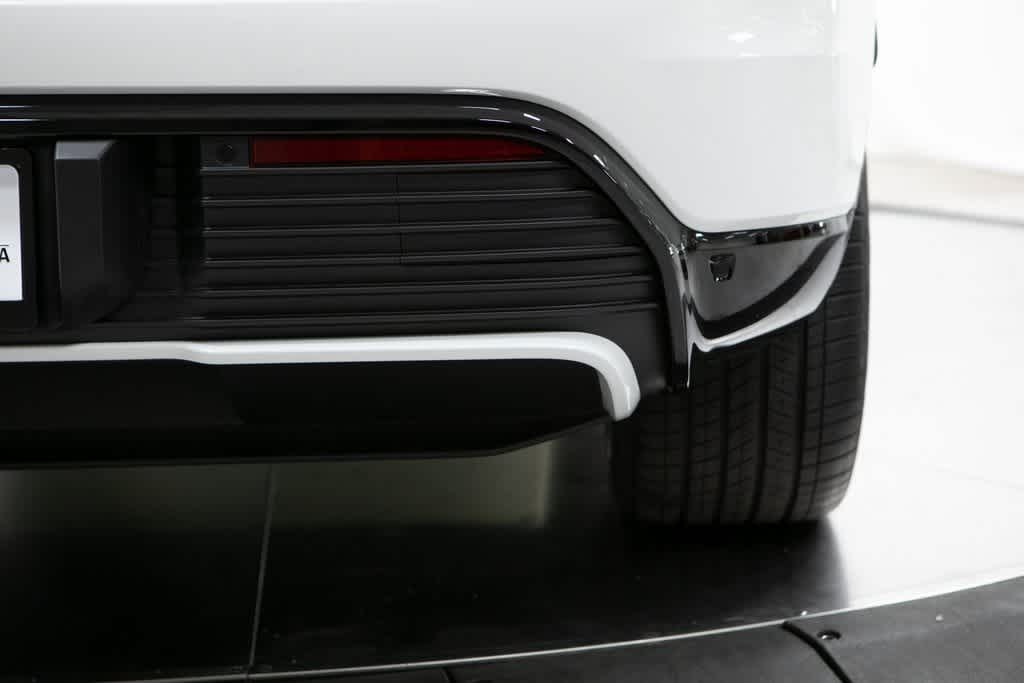 Thumbnail: 2025 Porsche Macan - 37