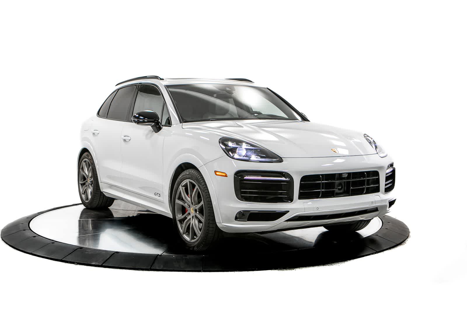Thumbnail: 2023 Porsche Cayenne - 9
