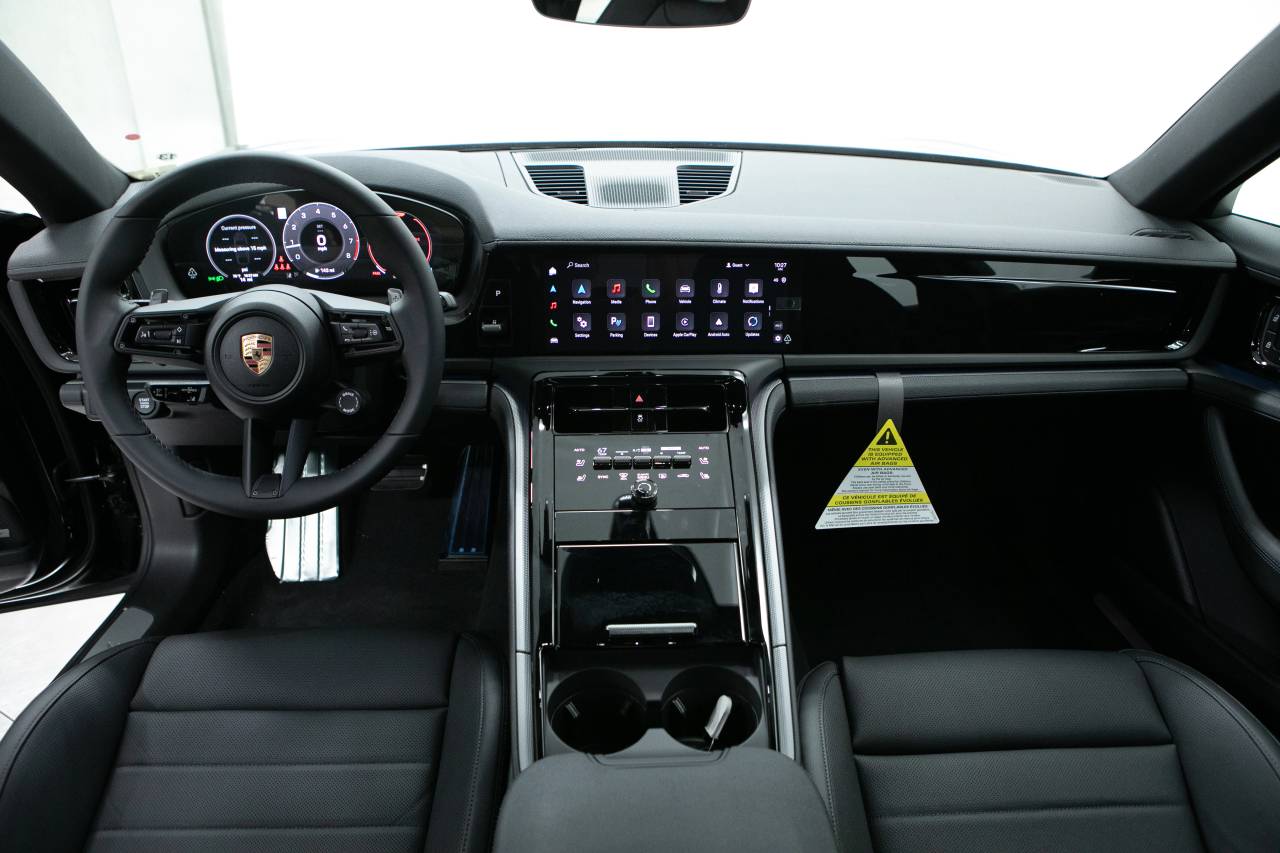 Thumbnail: 2025 Porsche Panamera - 8