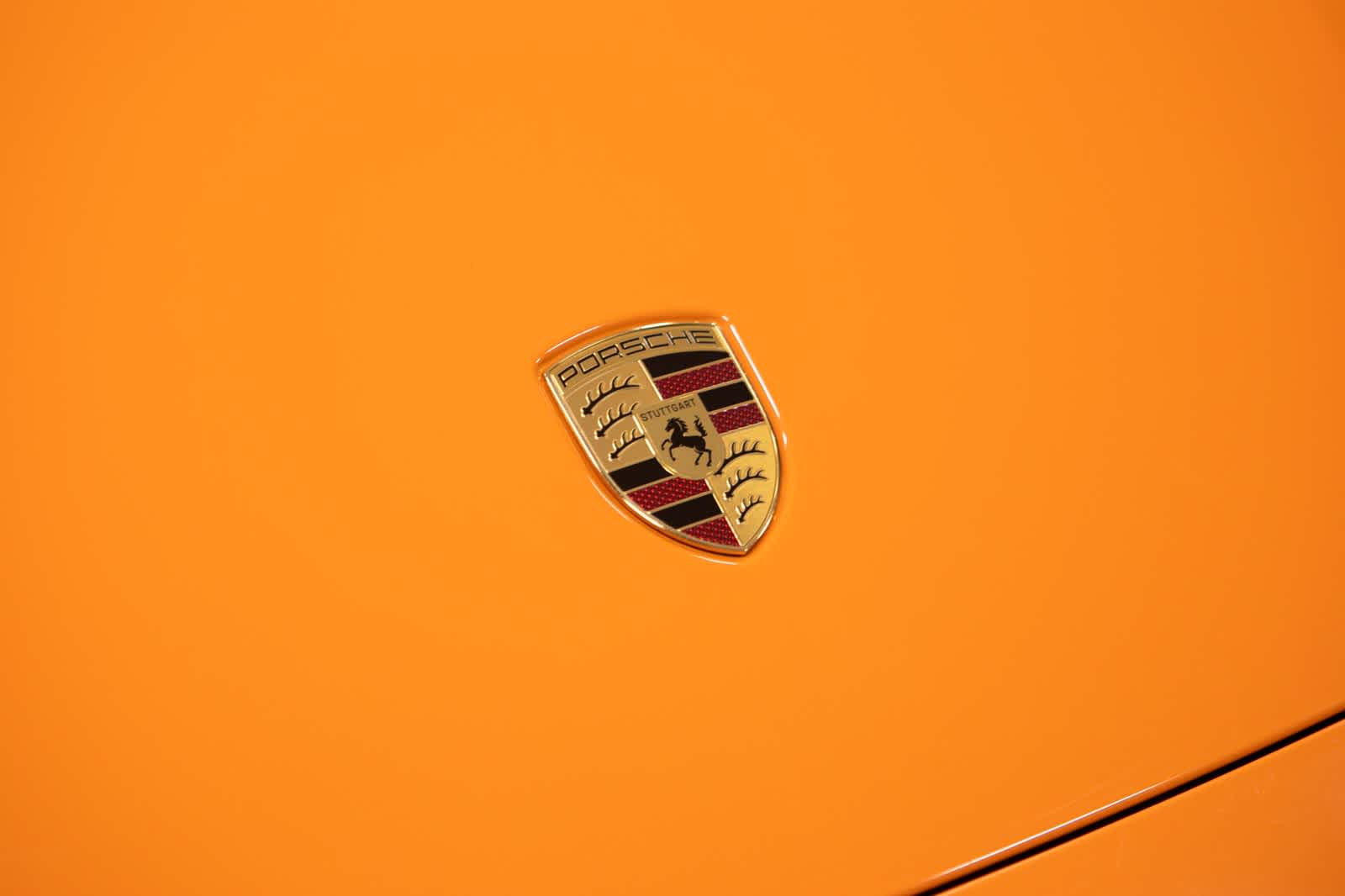 Thumbnail: 2025 Porsche Taycan - 17
