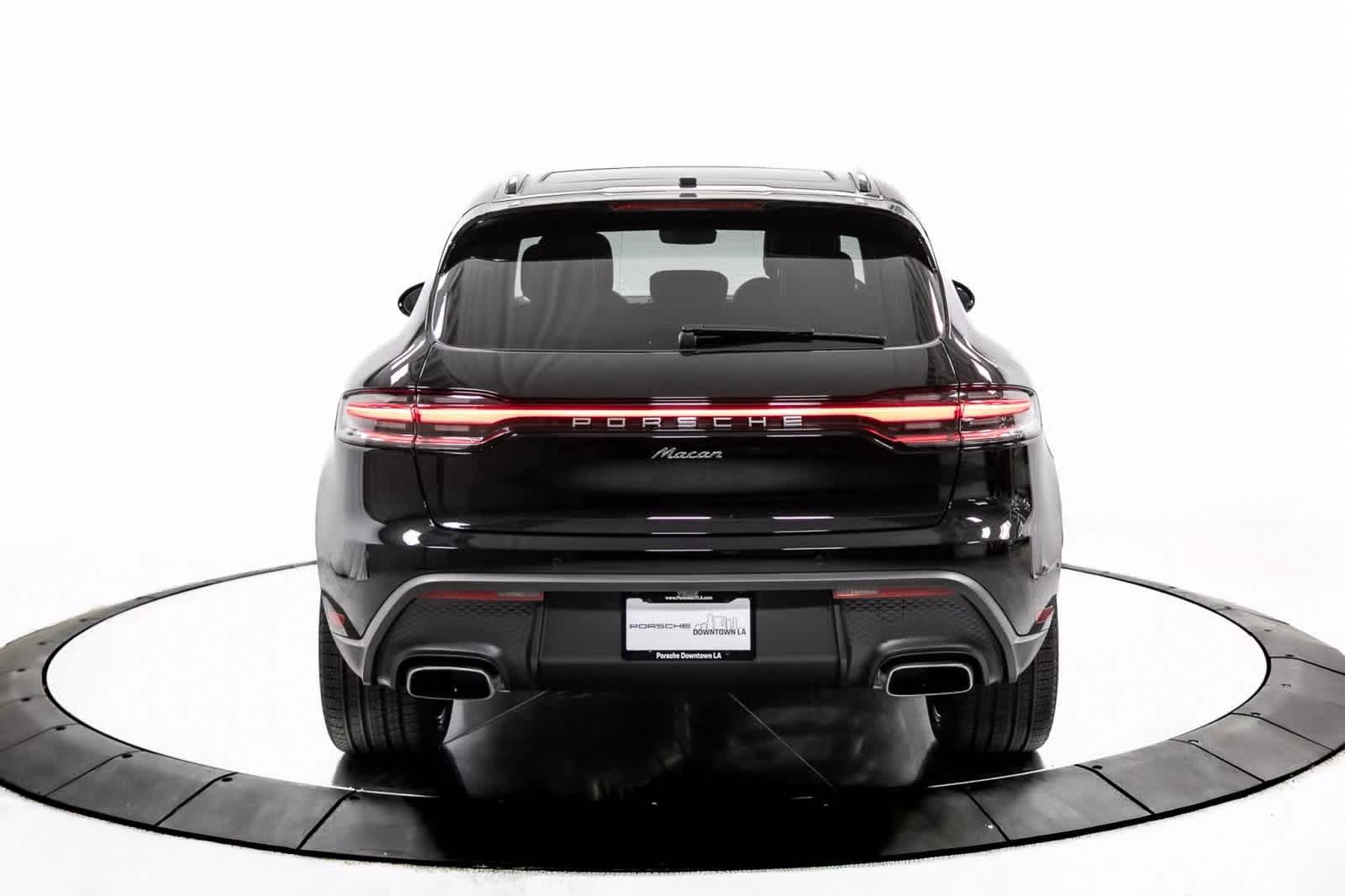 Thumbnail: 2025 Porsche Macan - 6