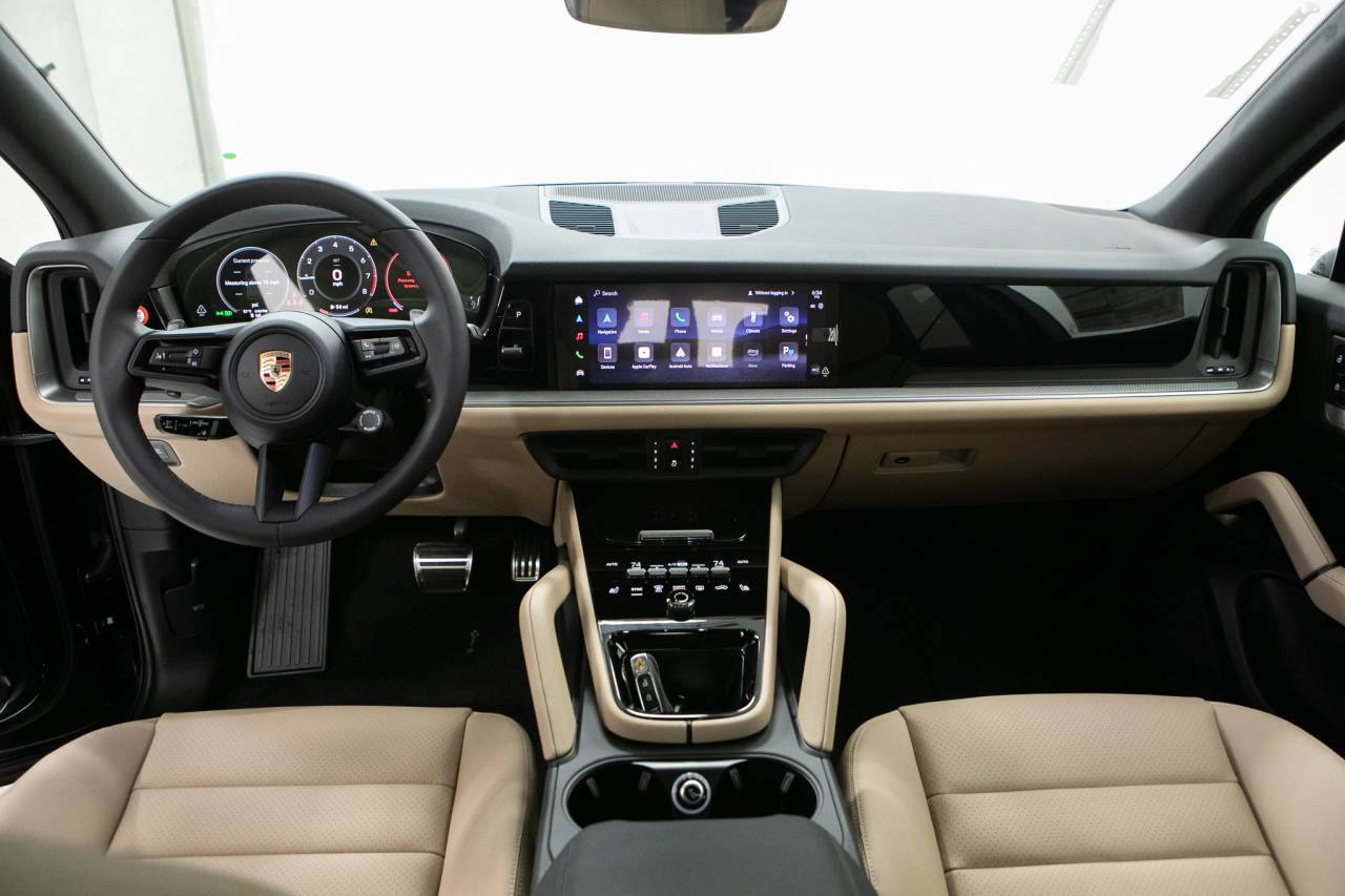 Thumbnail: 2026 Porsche Cayenne - 20