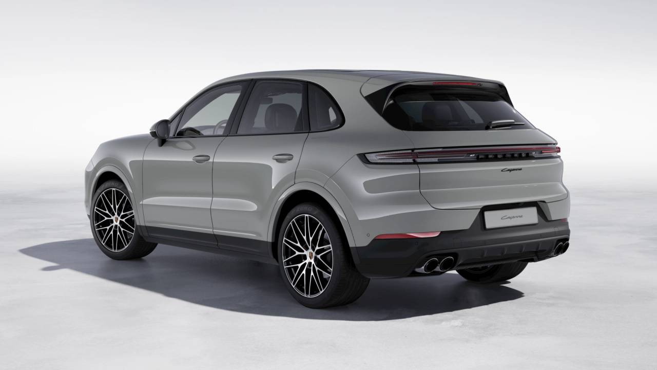 Thumbnail: 2026 Porsche Cayenne - 3
