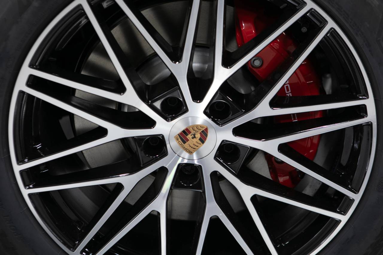 Thumbnail: 2026 Porsche  - 11