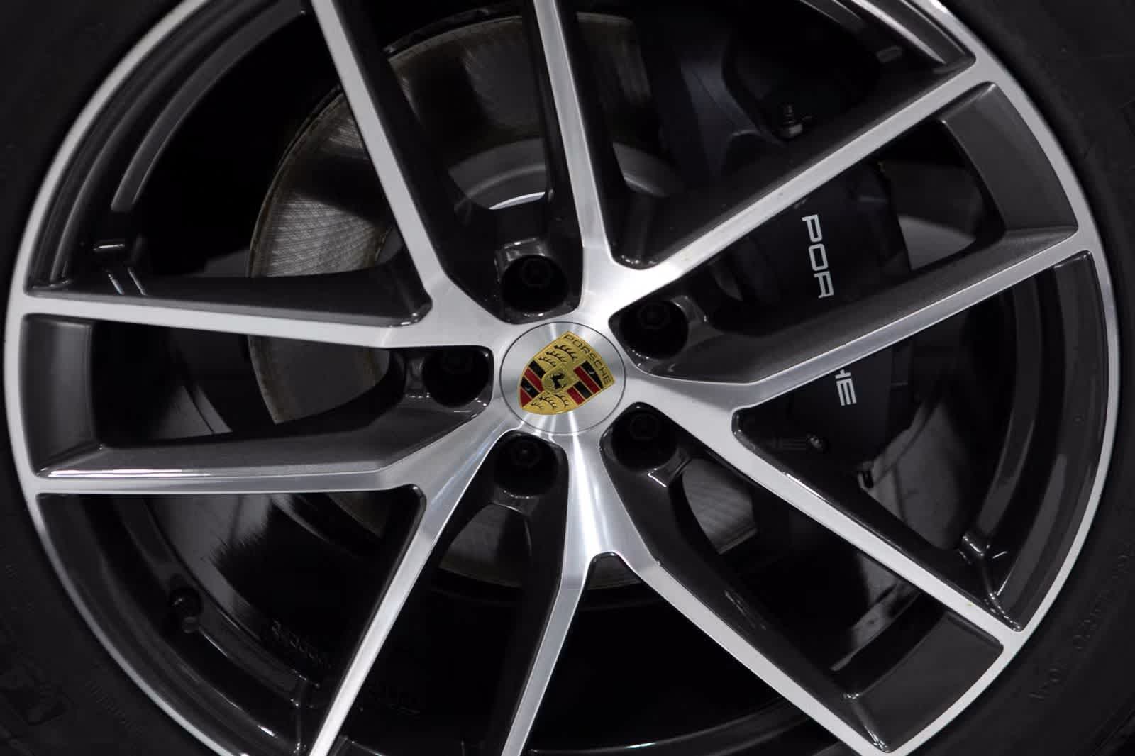 Thumbnail: 2026 Porsche Macan - 11