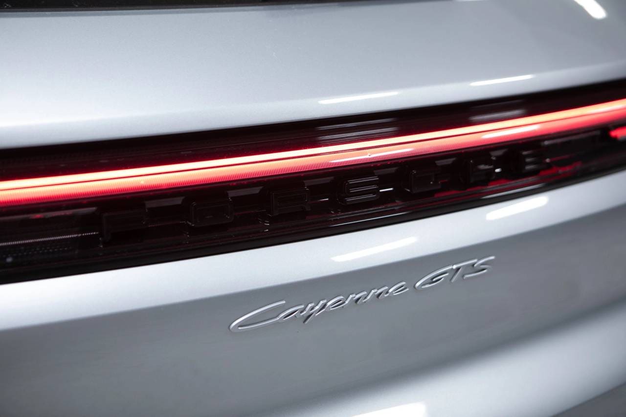 Thumbnail: 2026 Porsche Cayenne - 15