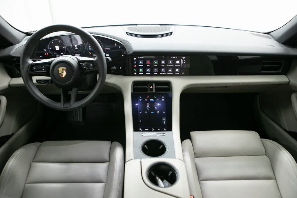 Thumbnail: 2022 Porsche Taycan - 13