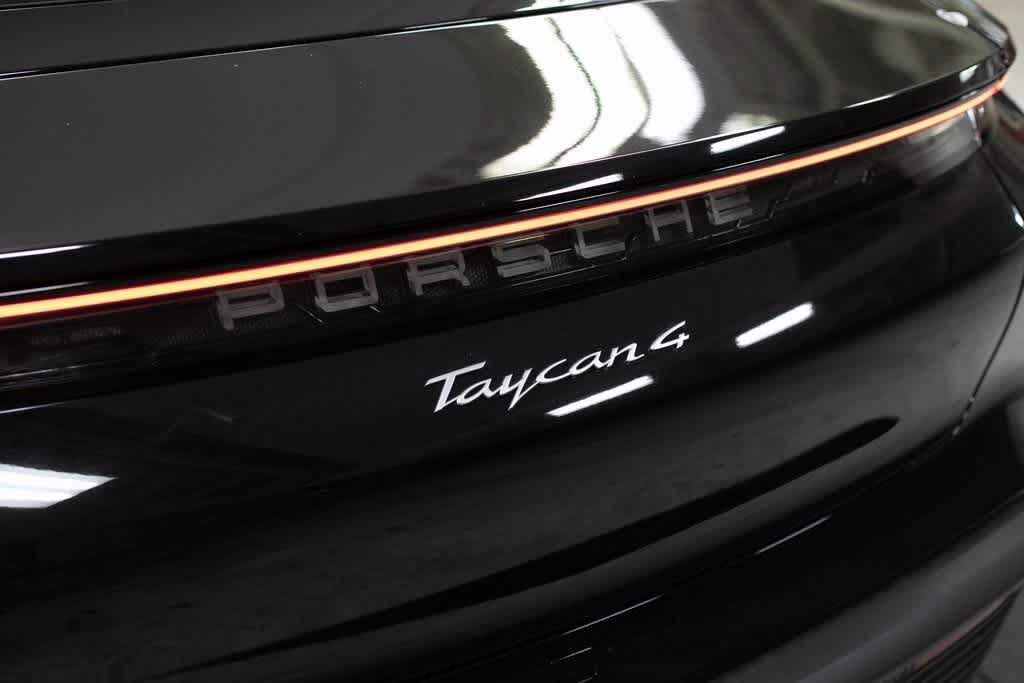 Thumbnail: 2025 Porsche Taycan - 38