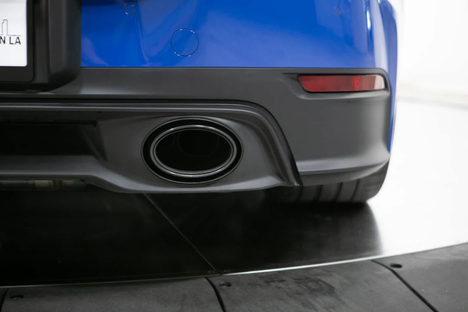 Thumbnail: 2025 Porsche 911 - 20