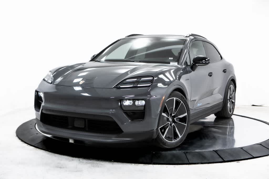 Thumbnail: 2025 Porsche Macan - 1