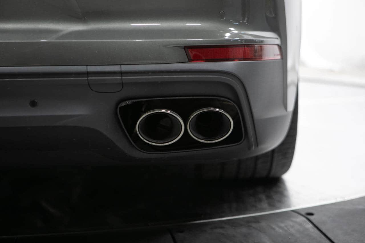 Thumbnail: 2026 Porsche Panamera - 17