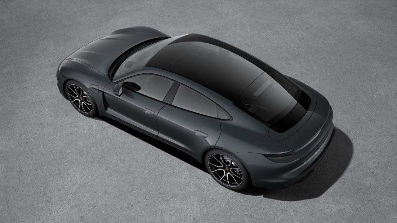 Thumbnail: 2026 Porsche Taycan - 4