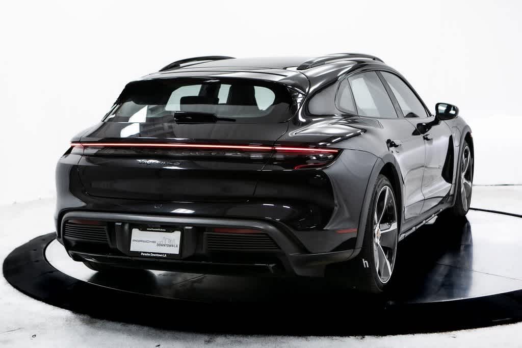 Thumbnail: 2023 Porsche Taycan - 39