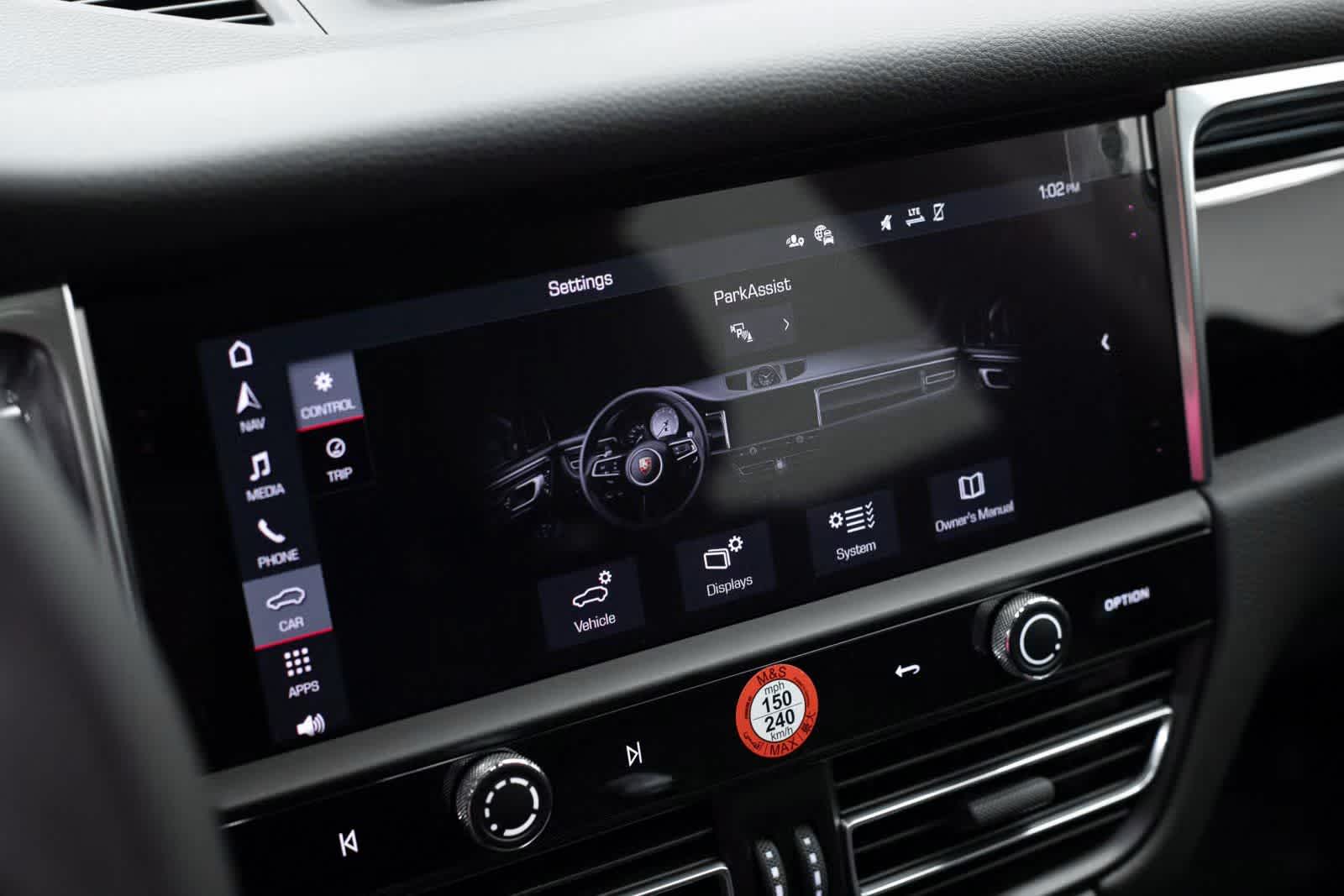 Thumbnail: 2025 Porsche Macan - 15