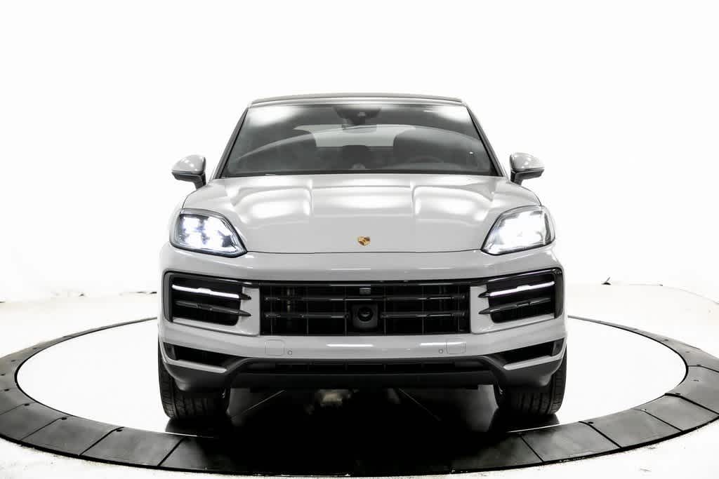 Thumbnail: 2025 Porsche  - 10
