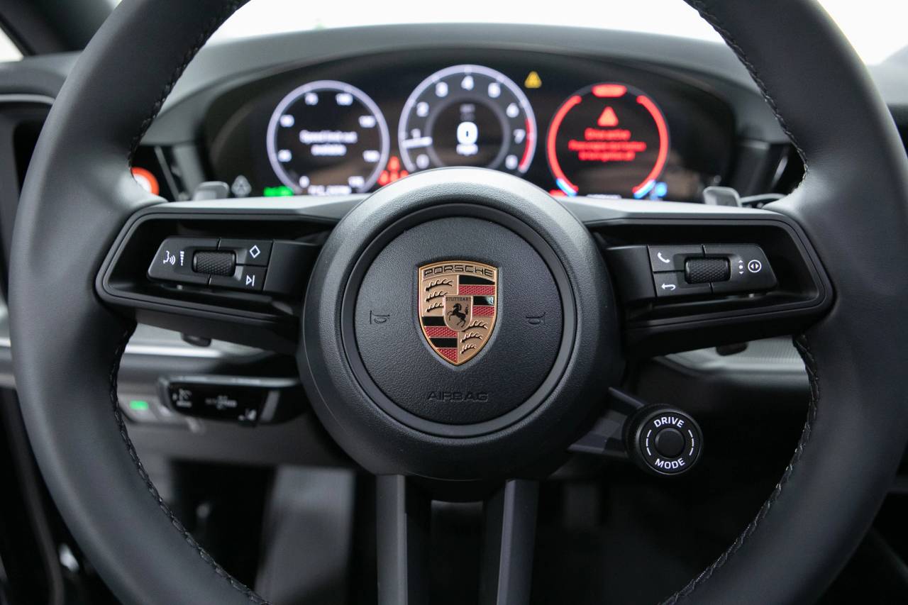 Thumbnail: 2026 Porsche  - 21