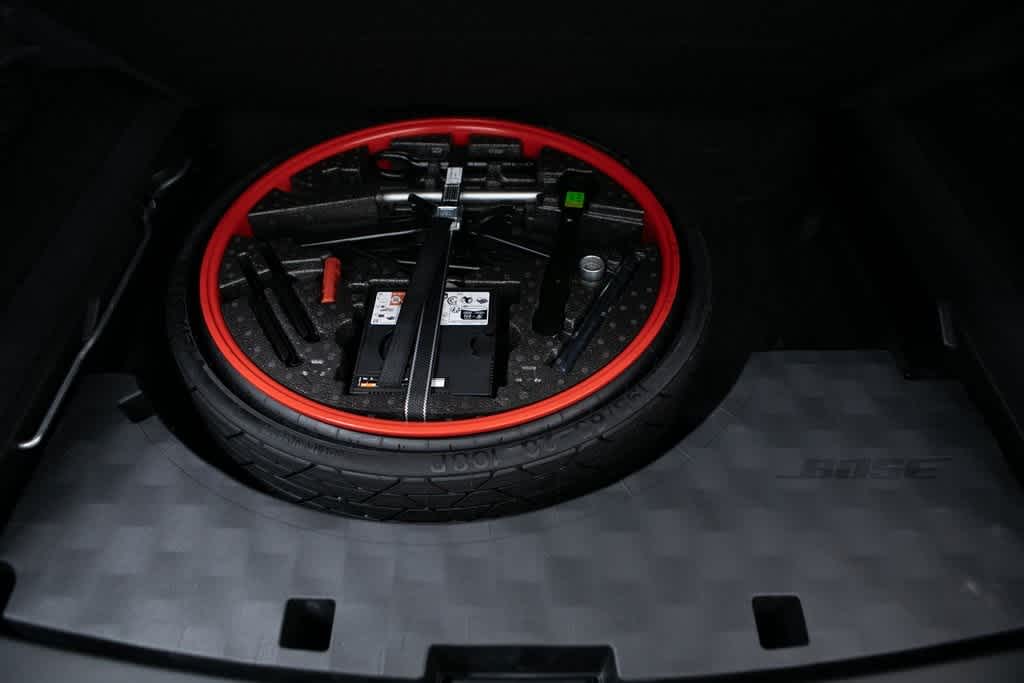 Thumbnail: 2025 Porsche  - 17