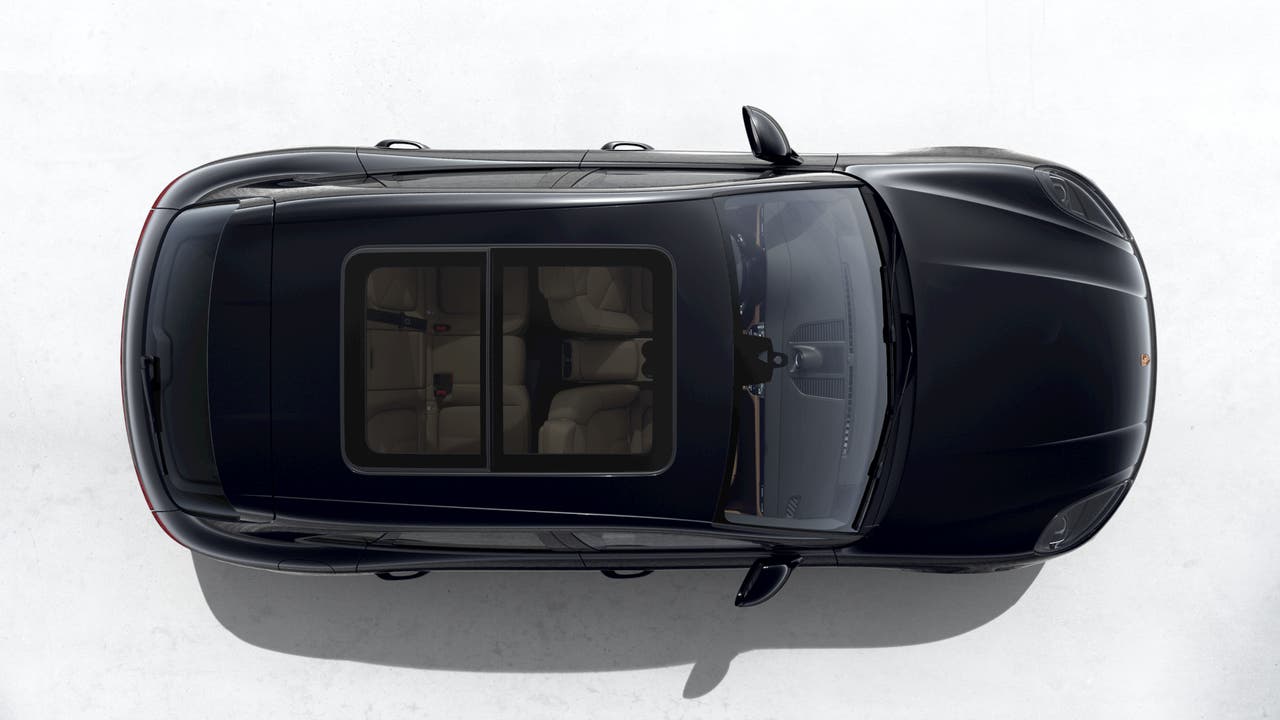 Thumbnail: 2026 Porsche Macan - 5