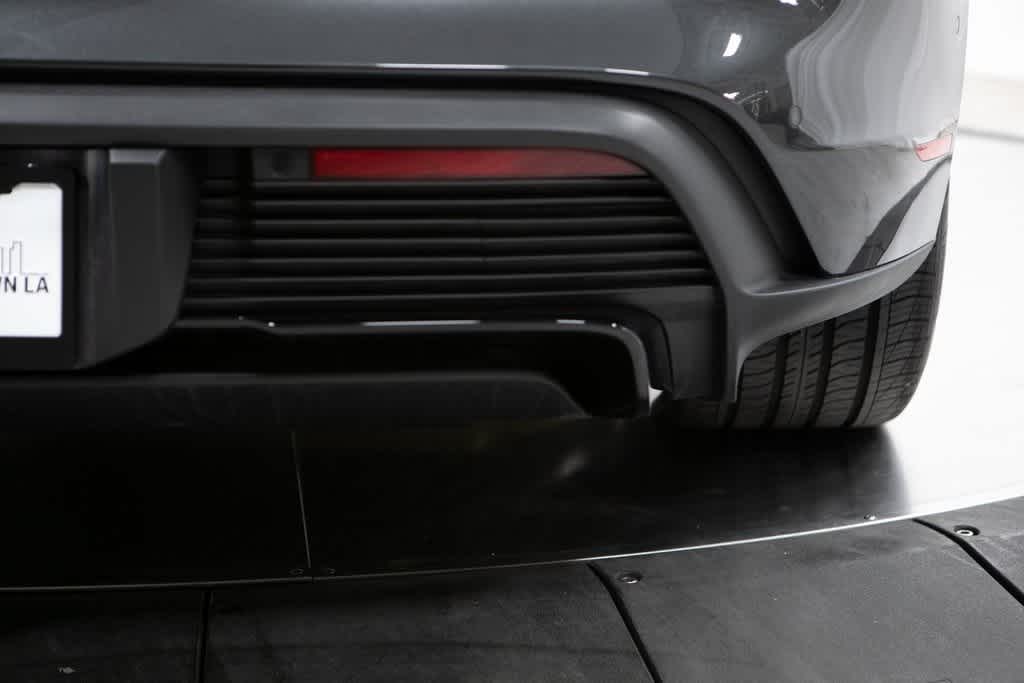 Thumbnail: 2025 Porsche Taycan - 40