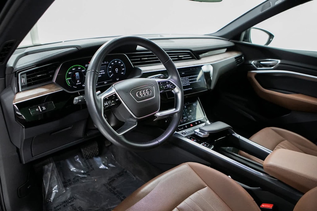 Used 2022 Audi e-tron Premium Plus SUV