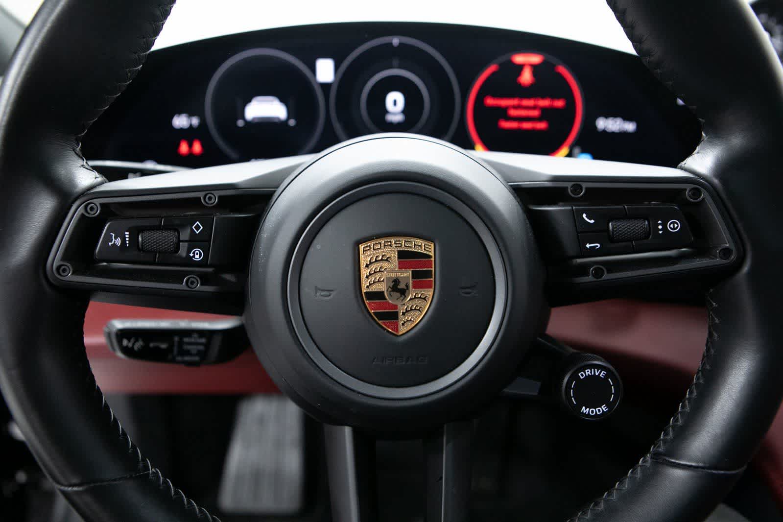 Thumbnail: 2020 Porsche Taycan - 14