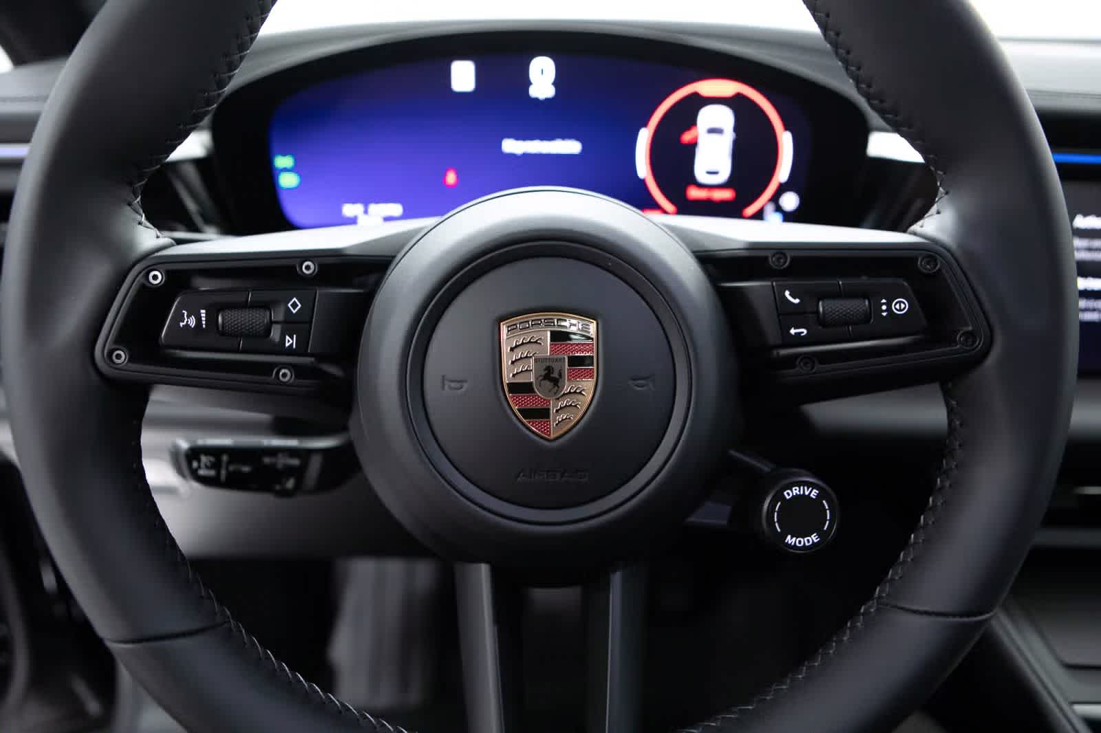 Thumbnail: 2025 Porsche Macan - 14