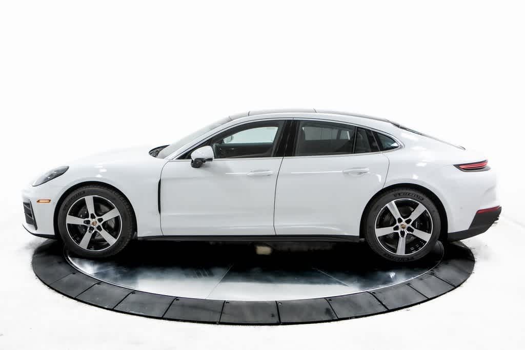 Thumbnail: 2025 Porsche Panamera - 2