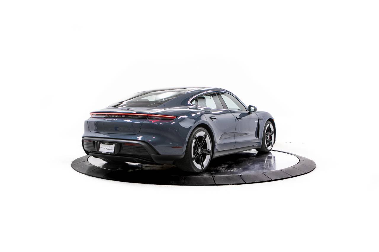 Thumbnail: 2026 Porsche Taycan - 7