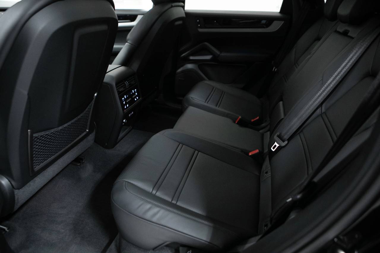 Thumbnail: 2026 Porsche  - 36