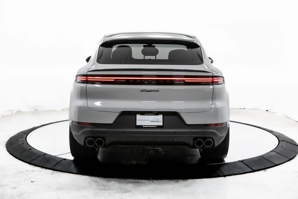 Thumbnail: 2025 Porsche  - 6
