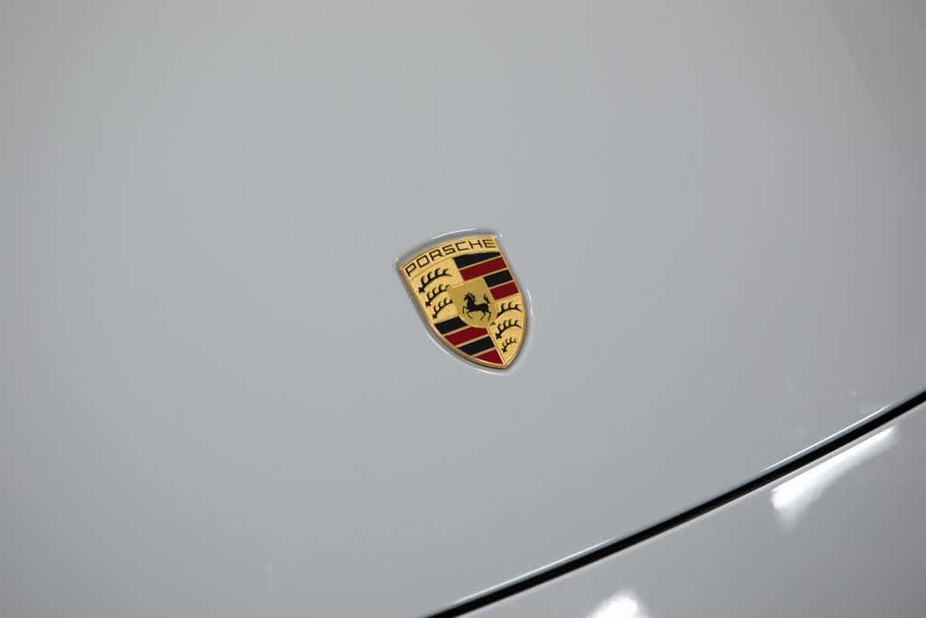 Thumbnail: 2023 Porsche Taycan - 18