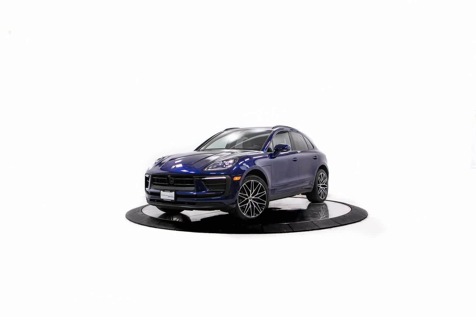 2024 Porsche Macan Base