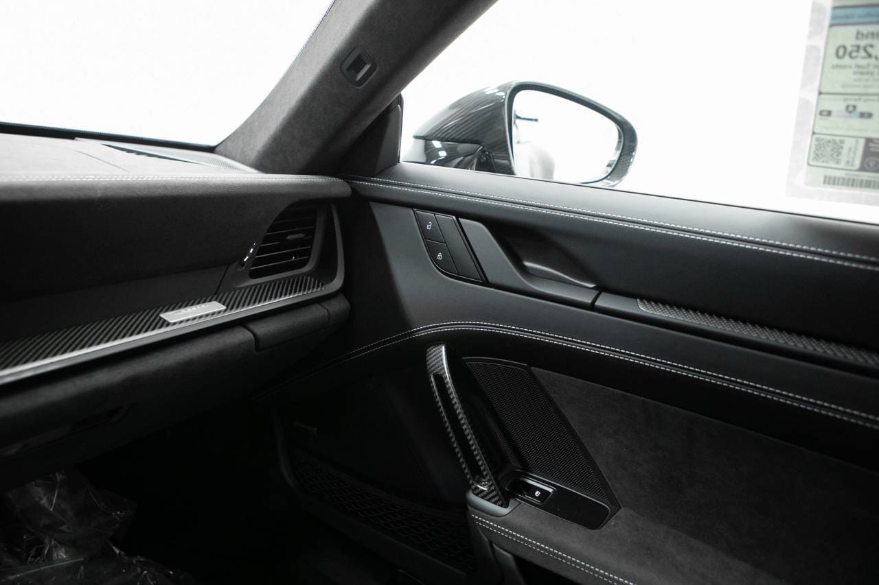 Thumbnail: 2026 Porsche 911 - 30