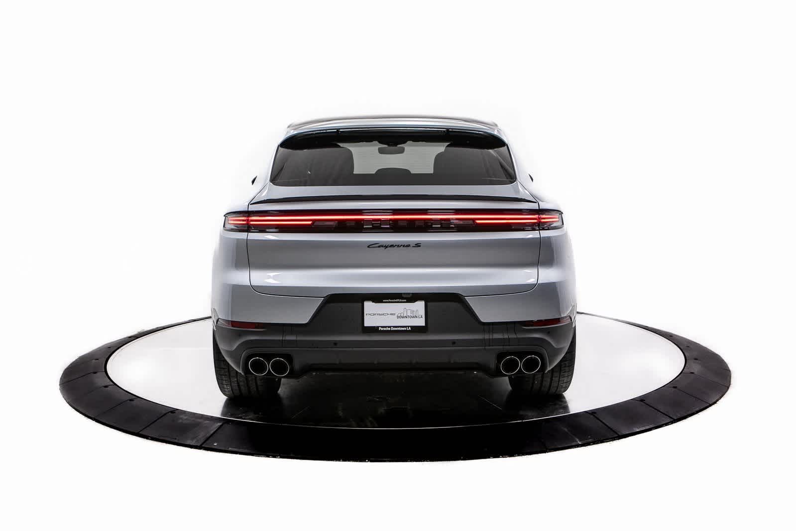 Thumbnail: 2025 Porsche Cayenne - 6