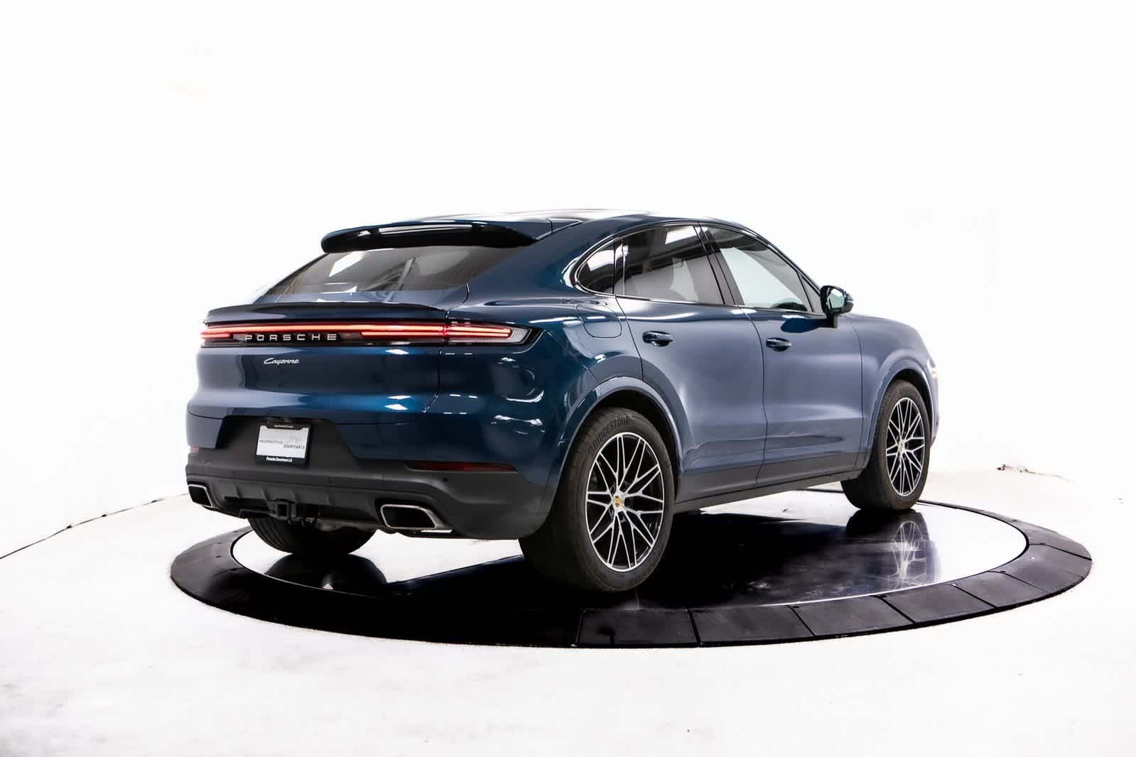 Thumbnail: 2024 Porsche Cayenne - 7