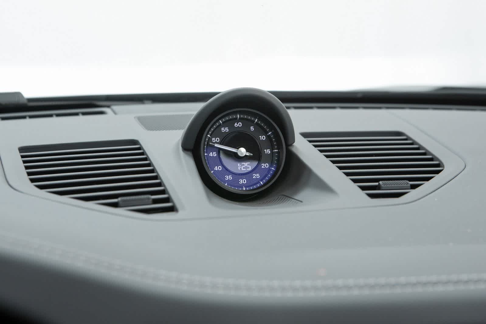 Thumbnail: 2025 Porsche 911 - 26