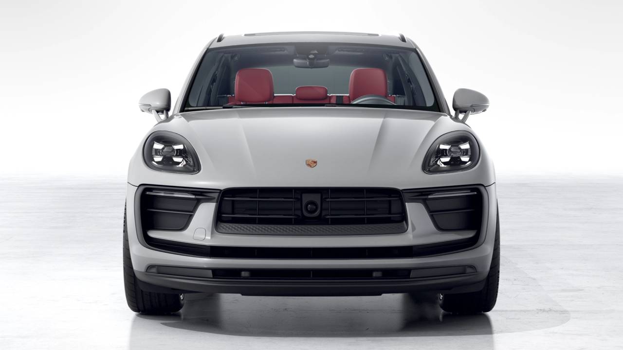 Thumbnail: 2026 Porsche Macan - 8