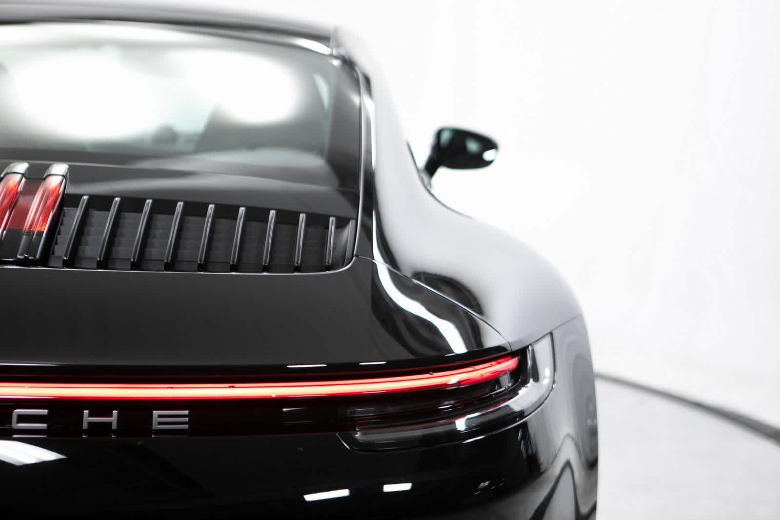 Thumbnail: 2021 Porsche 911 - 36