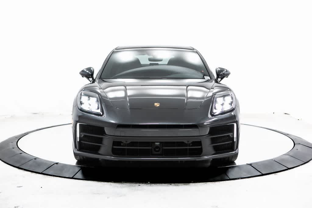 Thumbnail: 2025 Porsche Panamera - 10