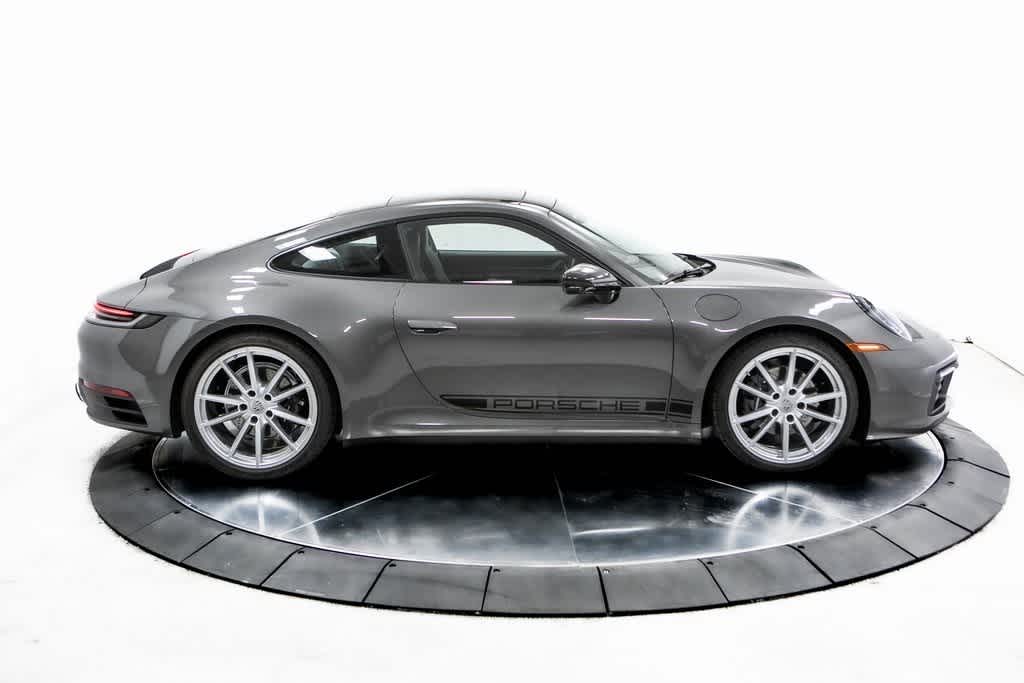 Thumbnail: 2024 Porsche 911 - 8