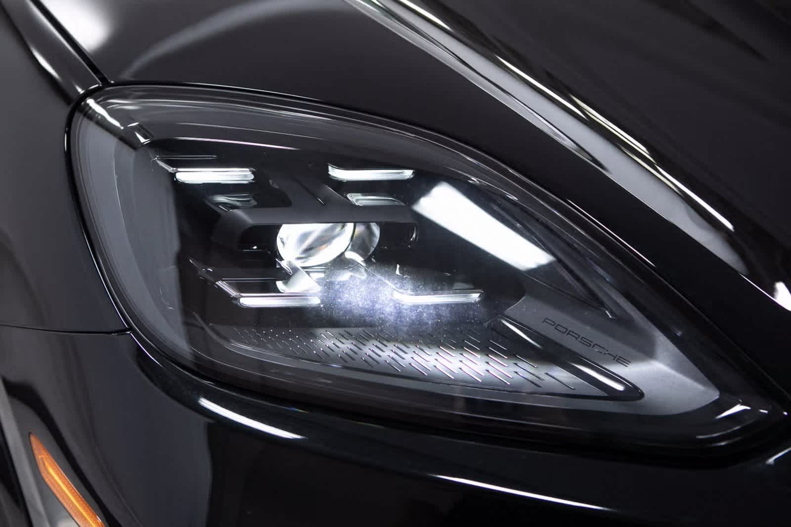 Thumbnail: 2025 Porsche Cayenne - 33