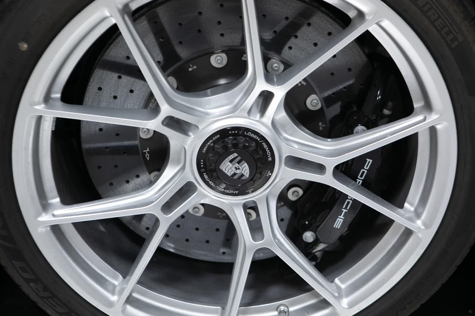 Thumbnail: 2026 Porsche 911 - 11