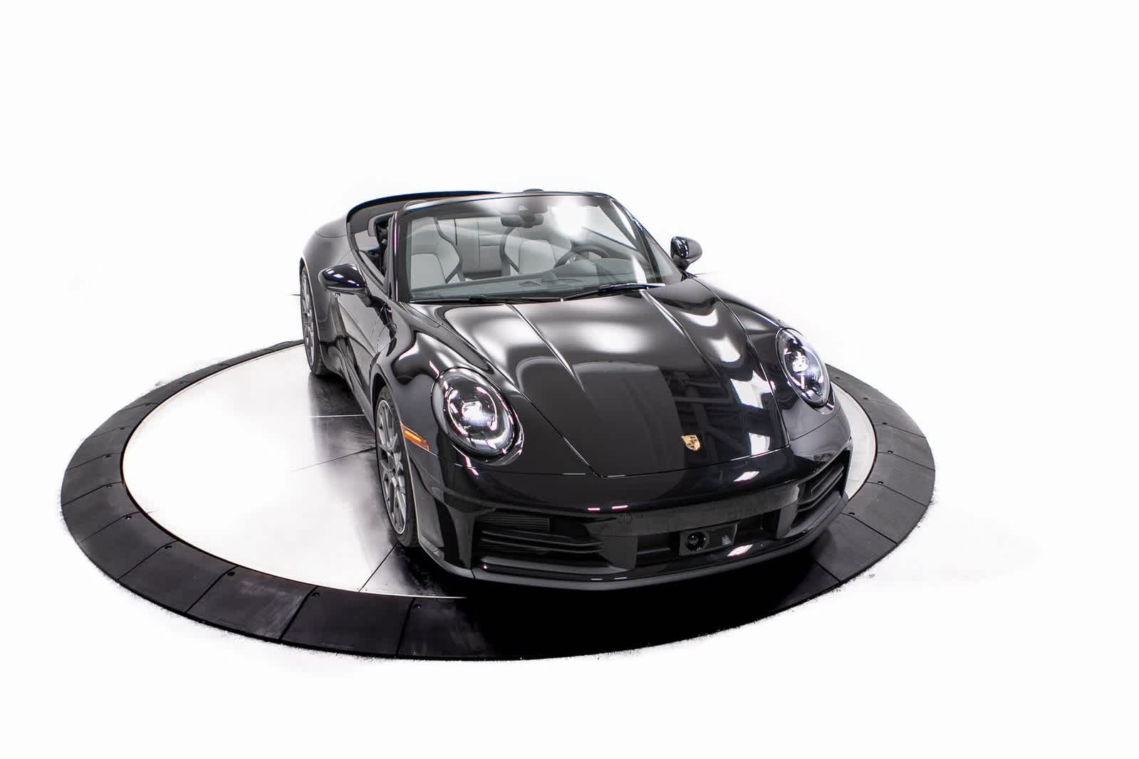 Thumbnail: 2025 Porsche 911 - 36