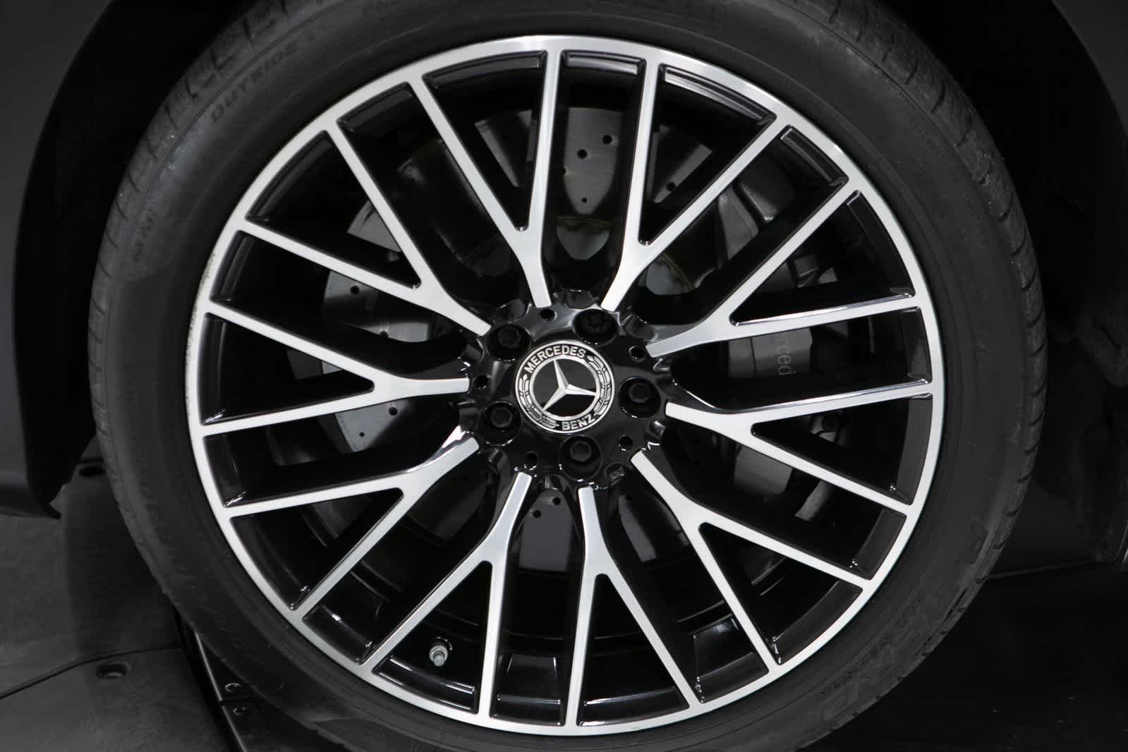 Thumbnail: 2023 Mercedes-Benz S-Class - 11