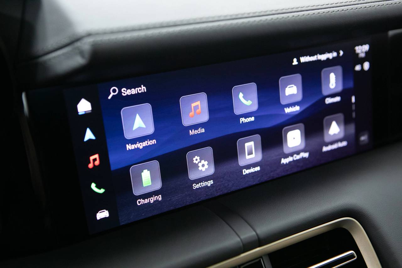 Thumbnail: 2026 Porsche Taycan - 22