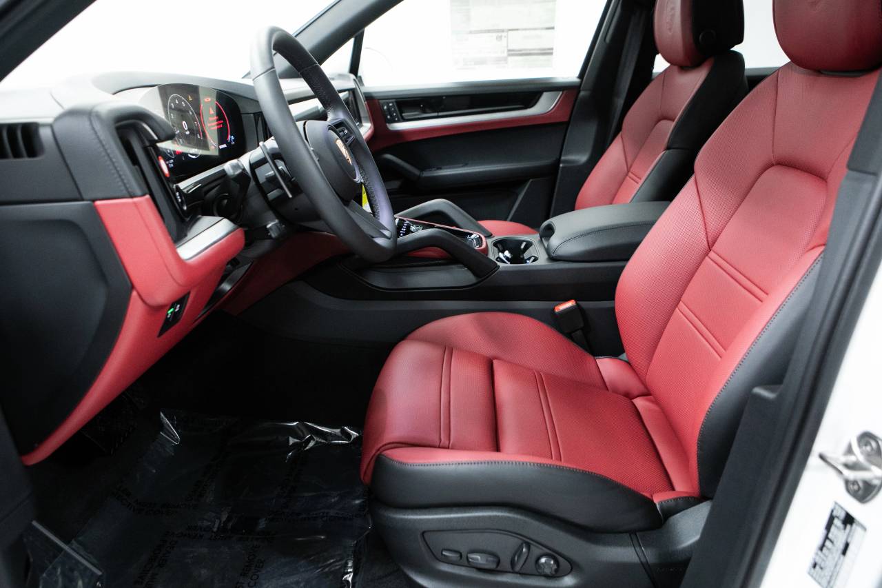 Thumbnail: 2026 Porsche Cayenne - 23